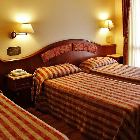 Hotel Valdaso Pedaso Eksteriør bilde