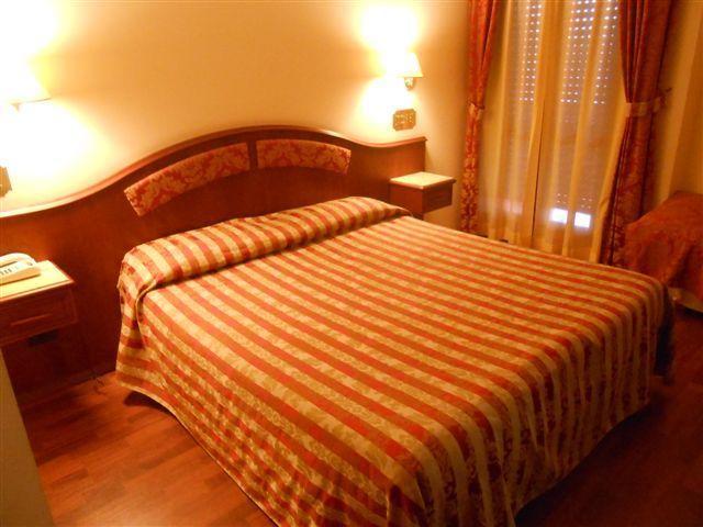 Hotel Valdaso Pedaso Rom bilde